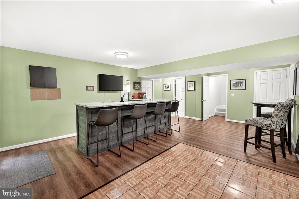 Image 37 of property listing at 10490 LAKERIDGE CT, New Market, MD 21774