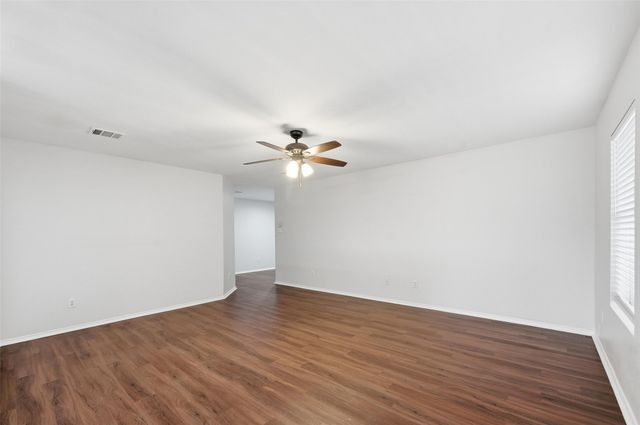 614 Lincoln Avenue, Lavon, TX 75166