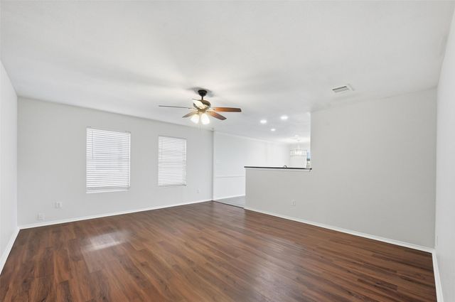 614 Lincoln Avenue, Lavon, TX 75166