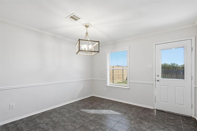 614 Lincoln Avenue, Lavon, TX 75166