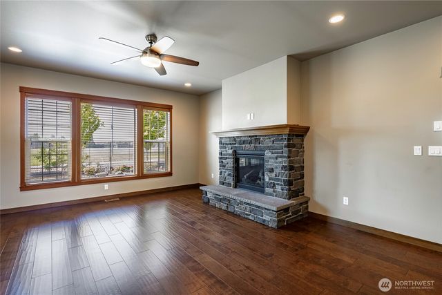2075 Bluestem Street, Lynden, WA 98264