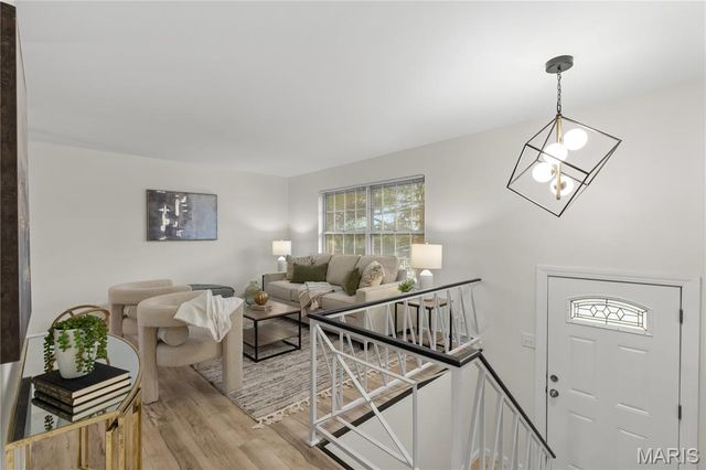 750 Burwick Terrace, Manchester, MO 63021