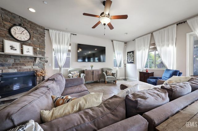 9615 Tortuga Del Mar Drive, Bakersfield, CA 93314