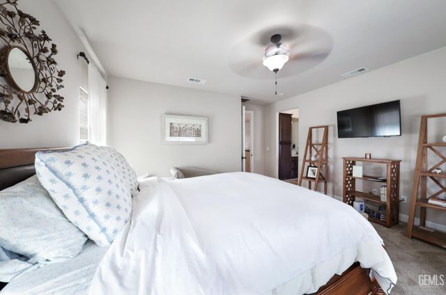 9615 Tortuga Del Mar Drive, Bakersfield, CA 93314