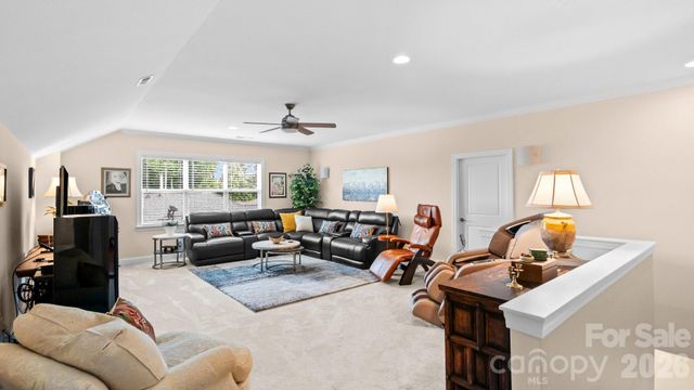 317 Hemlock Bluff Court, Denver, NC 28037