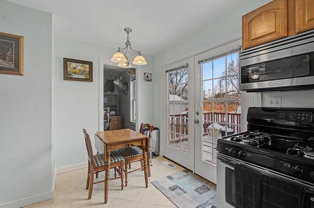 9 Cherokee Avenue, Essex Junction, VT 05452