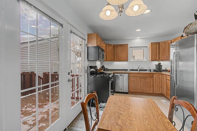 9 Cherokee Avenue, Essex Junction, VT 05452