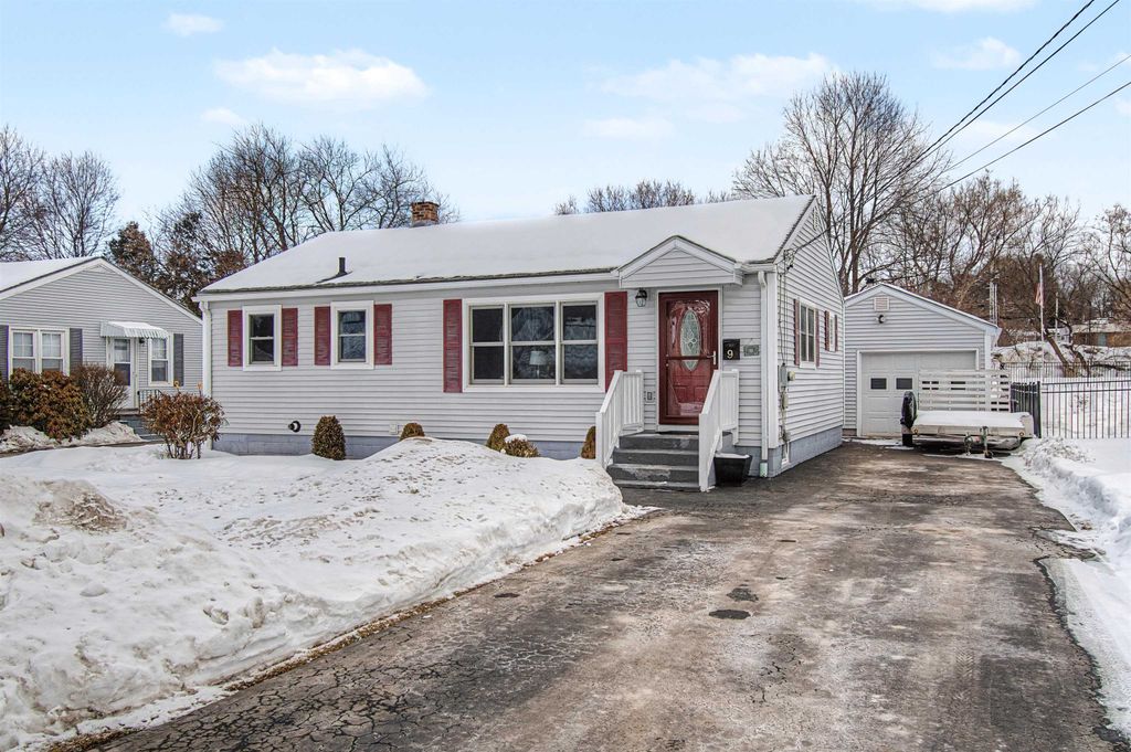 9 Cherokee Avenue, Essex Junction, VT 05452