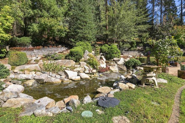 16914 N Triple Butte Cir, Colbert, WA 99005