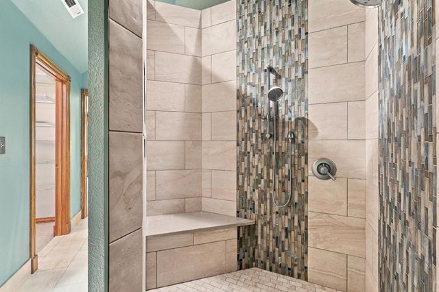 16914 N Triple Butte Cir, Colbert, WA 99005
