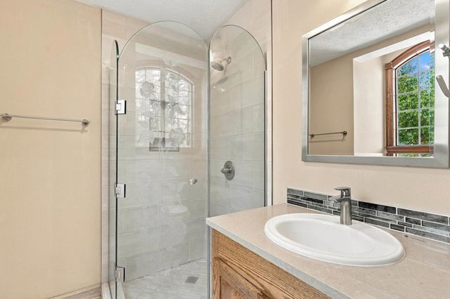 16914 N Triple Butte Cir, Colbert, WA 99005