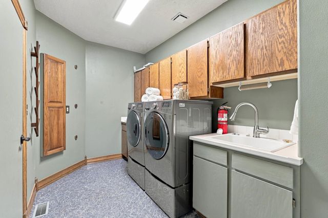 16914 N Triple Butte Cir, Colbert, WA 99005