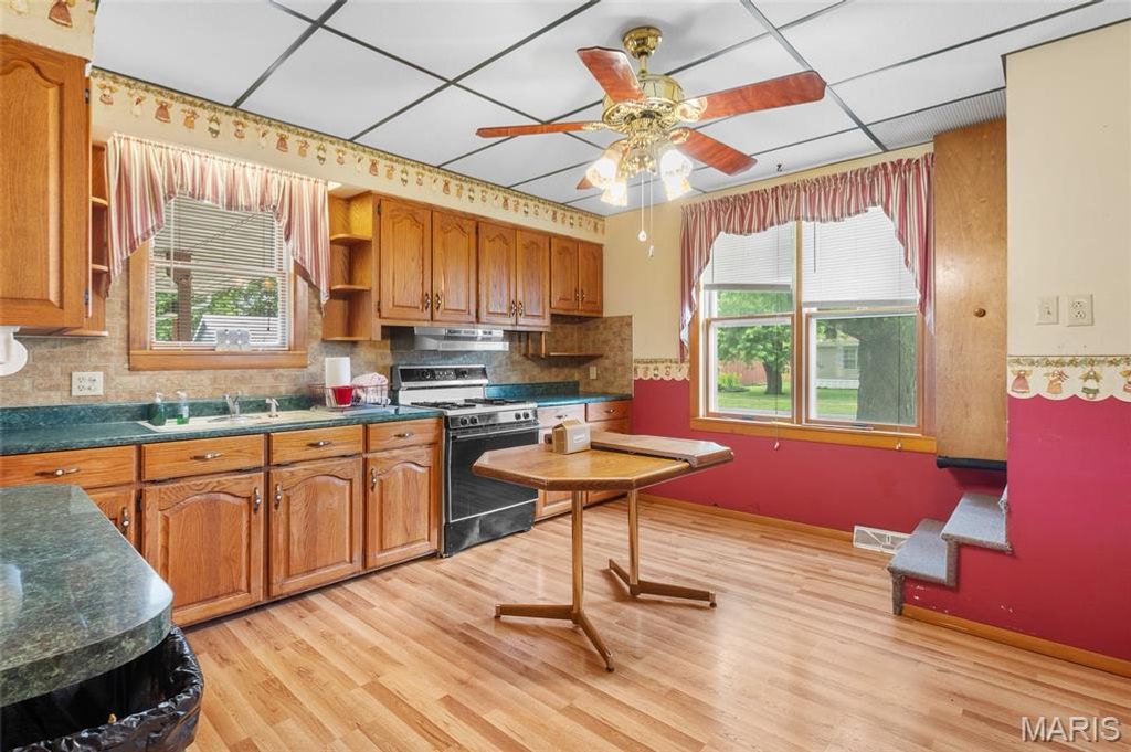 Image 15 of property listing at 426 N Nebraska Street, Marine, IL 62061