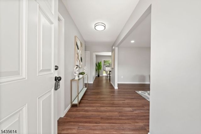 4 Dorothea Ter, Lawrence Twp., NJ 08648