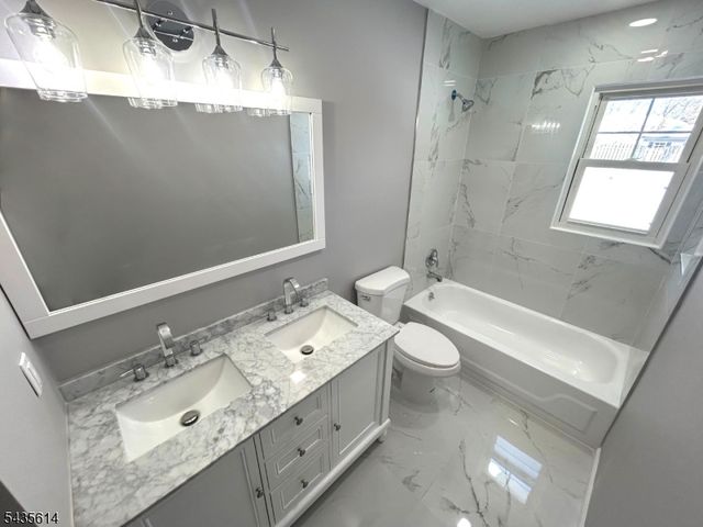 4 Dorothea Ter, Lawrence Twp., NJ 08648