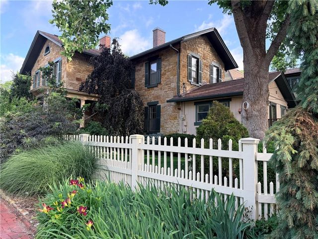 646 LOUISIANA Street, Lawrence, KS 66044