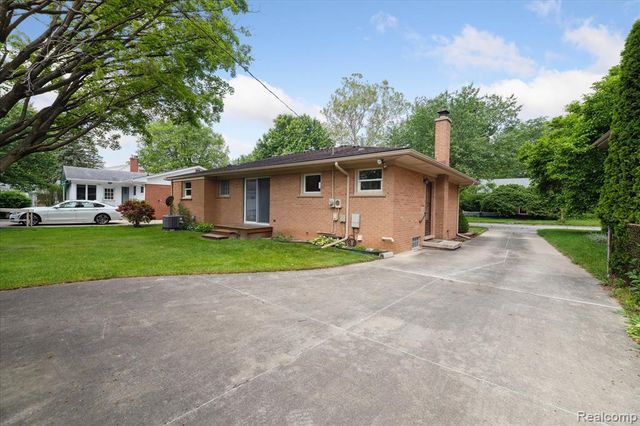 2613 Bernice Street, Ann Arbor, MI 48103