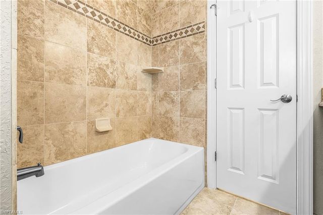 5985 Baker CT, Fort Myers, FL 33919