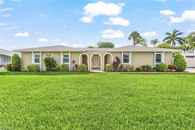 5985 Baker CT, Fort Myers, FL 33919