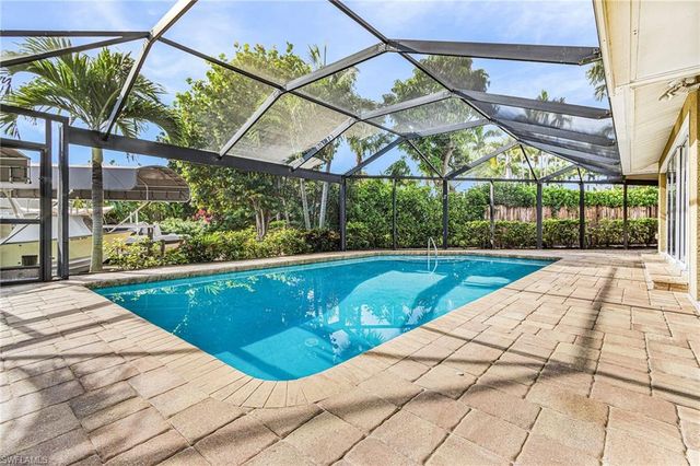 5985 Baker CT, Fort Myers, FL 33919