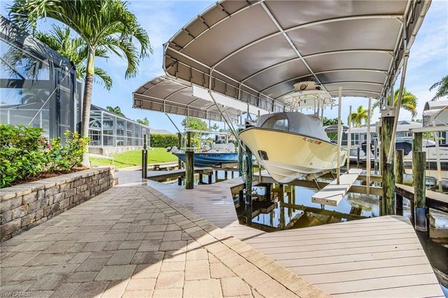 5985 Baker CT, Fort Myers, FL 33919