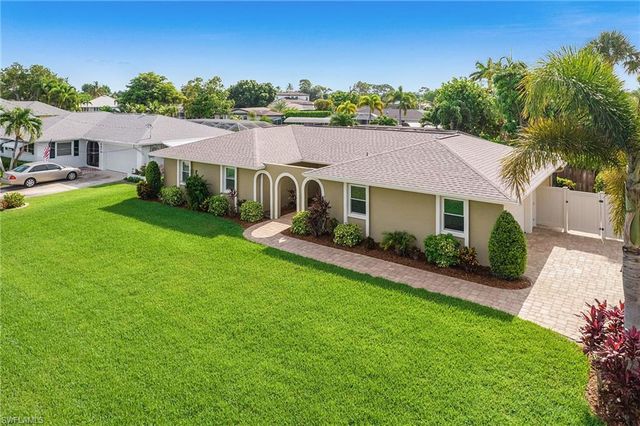 5985 Baker CT, Fort Myers, FL 33919