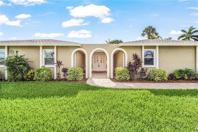 5985 Baker CT, Fort Myers, FL 33919
