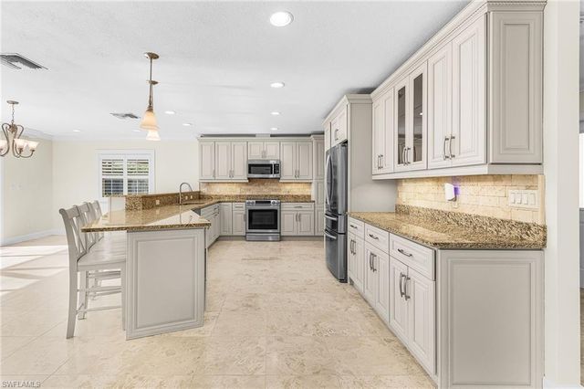 5985 Baker CT, Fort Myers, FL 33919