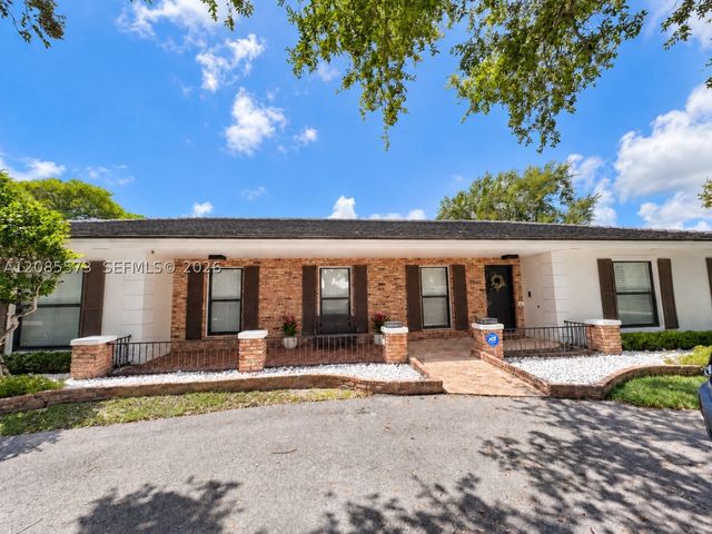 7440 SW 174th St, Palmetto Bay, FL 33157
