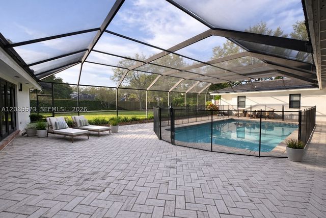 7440 SW 174th St, Palmetto Bay, FL 33157