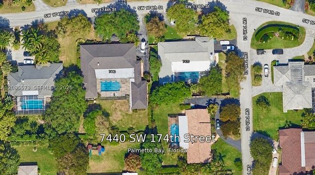 7440 SW 174th St, Palmetto Bay, FL 33157