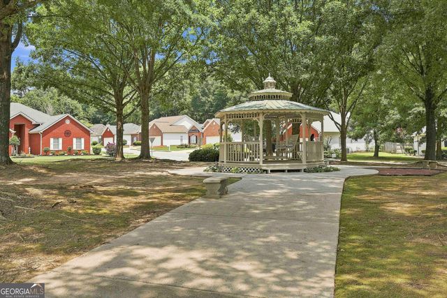 205 Autumn Glen Circle, Fayetteville, GA 30215