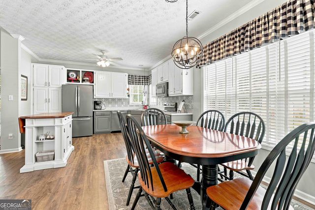 205 Autumn Glen Circle, Fayetteville, GA 30215