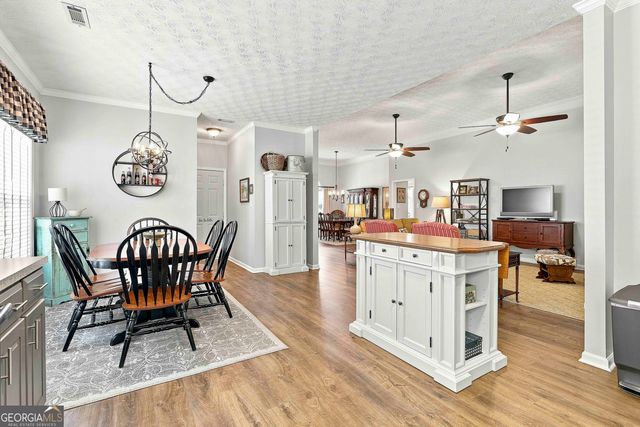 205 Autumn Glen Circle, Fayetteville, GA 30215