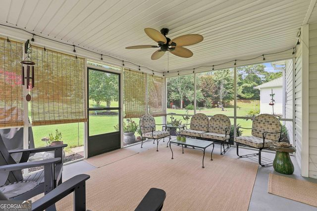 205 Autumn Glen Circle, Fayetteville, GA 30215