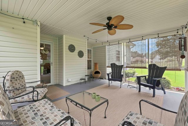 205 Autumn Glen Circle, Fayetteville, GA 30215