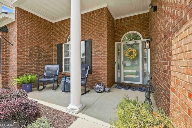 205 Autumn Glen Circle, Fayetteville, GA 30215