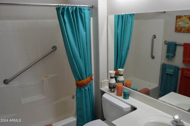 15621 W HERITAGE Drive, Sun City West, AZ 85375