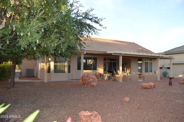 15621 W HERITAGE Drive, Sun City West, AZ 85375