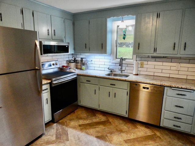 35 Calli Street, Torrington, CT 06790