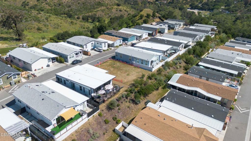 Image 18 of property listing at 30473 Mulholland Highway 170, Agoura Hills, CA 91301