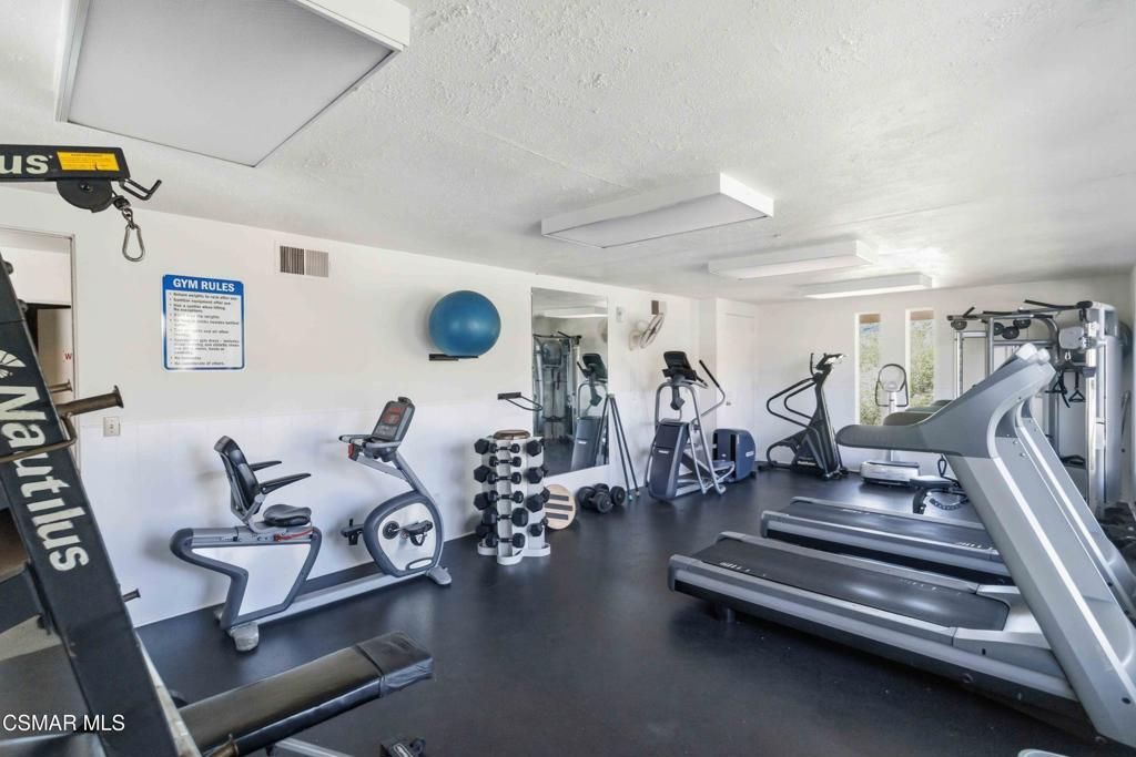 Image 5 of property listing at 30473 Mulholland Highway 170, Agoura Hills, CA 91301