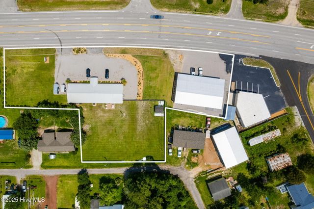 3095 Highway 24, Newport, NC 28570