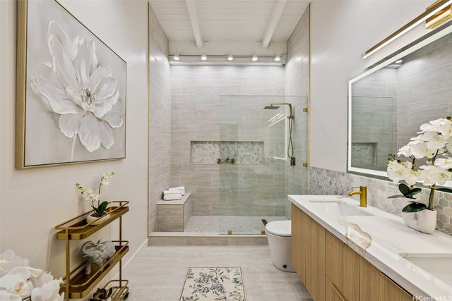 101 Nawiliwili Street, Honolulu, HI 96825