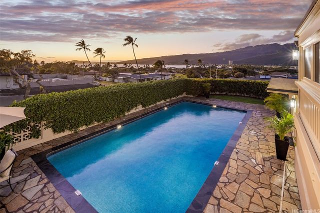 101 Nawiliwili Street, Honolulu, HI 96825