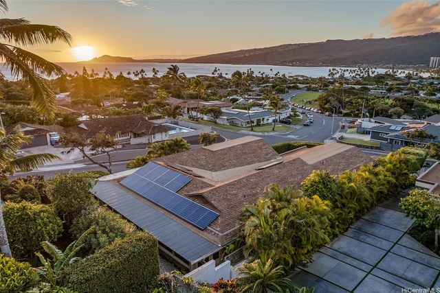 101 Nawiliwili Street, Honolulu, HI 96825