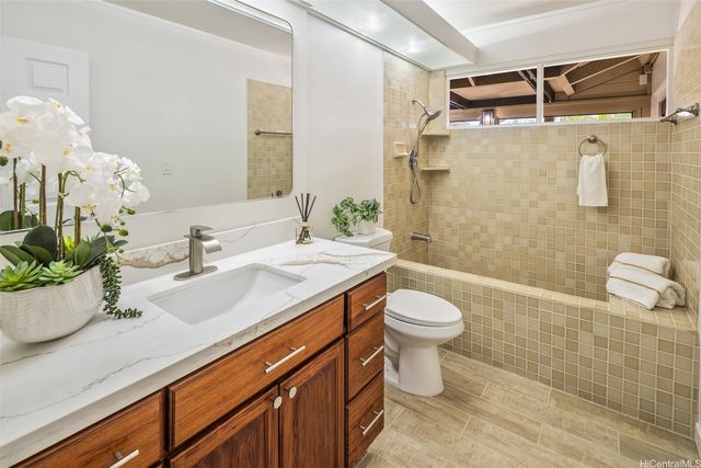 101 Nawiliwili Street, Honolulu, HI 96825