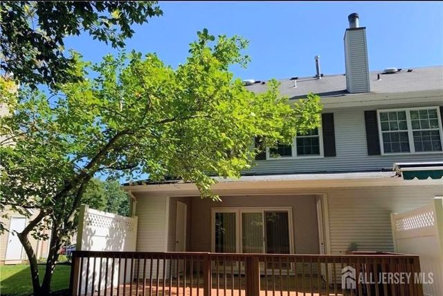 24 Albury Way, North Brunswick, NJ 08902