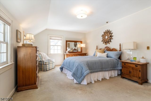 127 Central Ave, Glen Rock Boro, NJ 07452