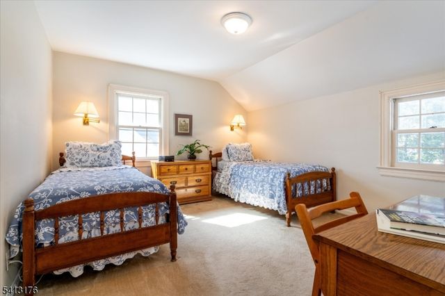 127 Central Ave, Glen Rock Boro, NJ 07452